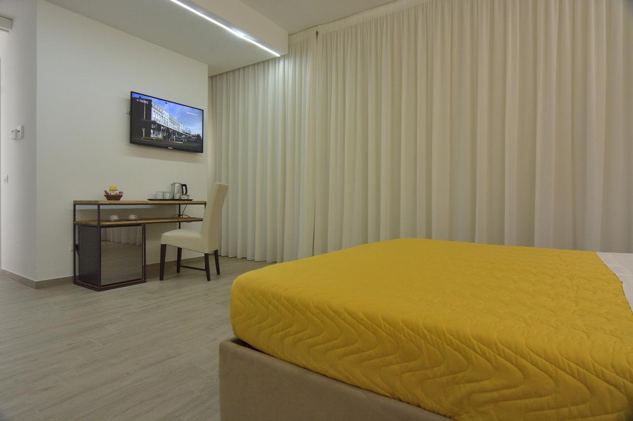 Il Rifugio Dei Templari Bed & Breakfast เลชเช ภายนอก รูปภาพ