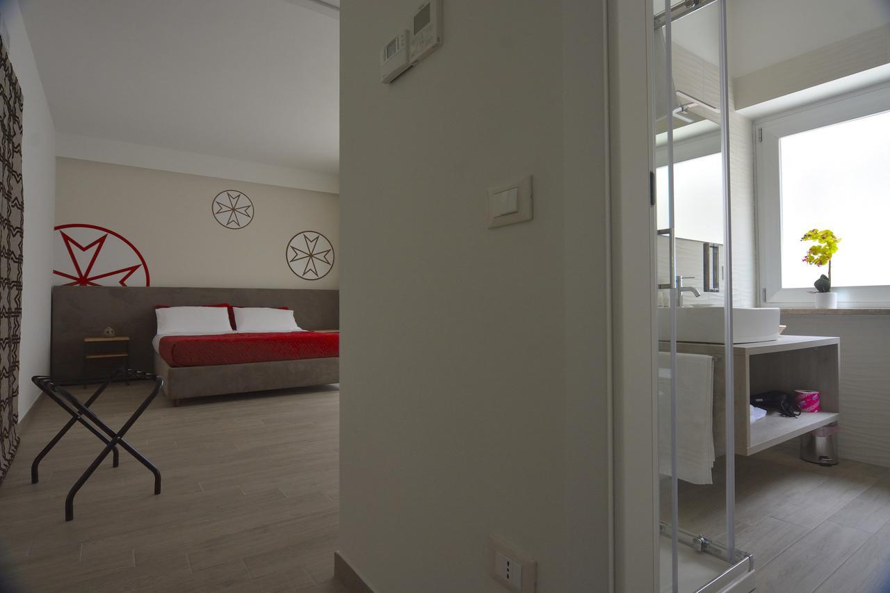 Il Rifugio Dei Templari Bed & Breakfast เลชเช ภายนอก รูปภาพ
